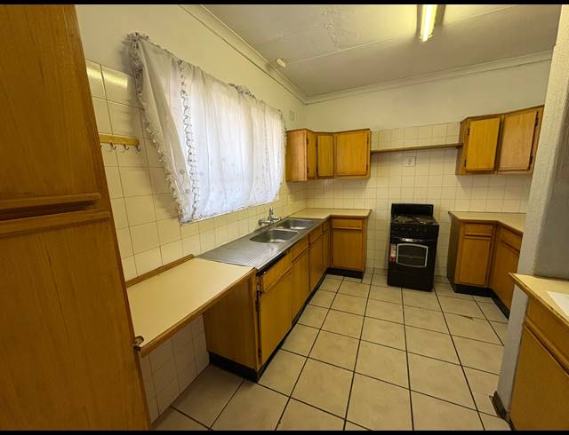 2 BEDROOM APARTMENT FOR SALE IN THREE RIVERS